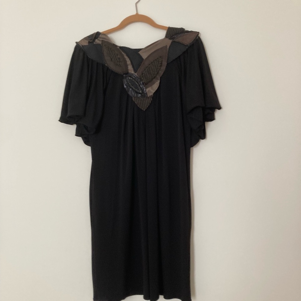 Elegant Open Back Black Dress with Leaf Detail by BCBG Maxazria